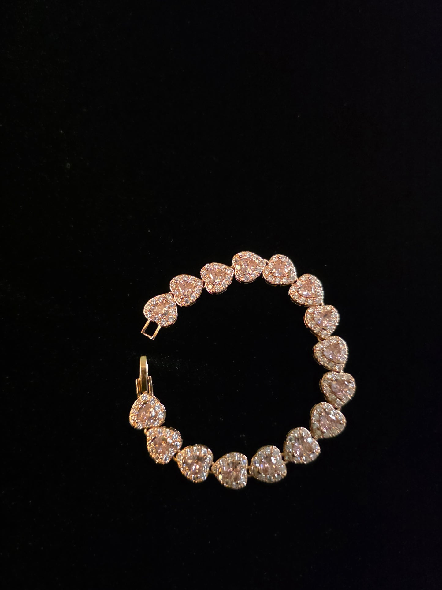 💎Capri Heart Crystal Bracelet Vault💎
