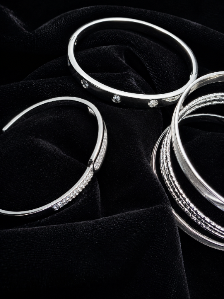Bangle Vault 💠