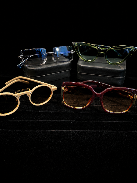 Sunglasses Vault 🕶️