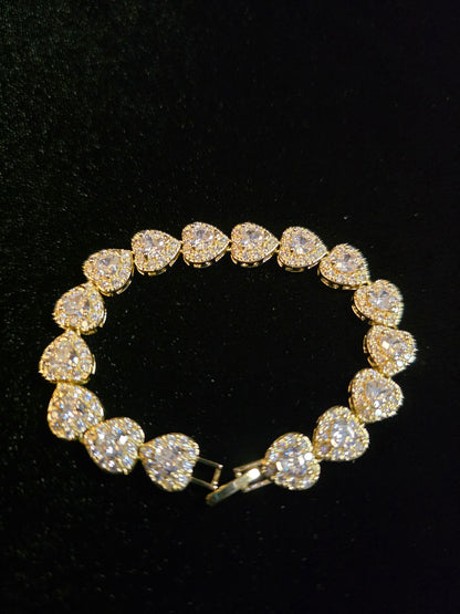 💎Capri Heart Crystal Bracelet Vault💎
