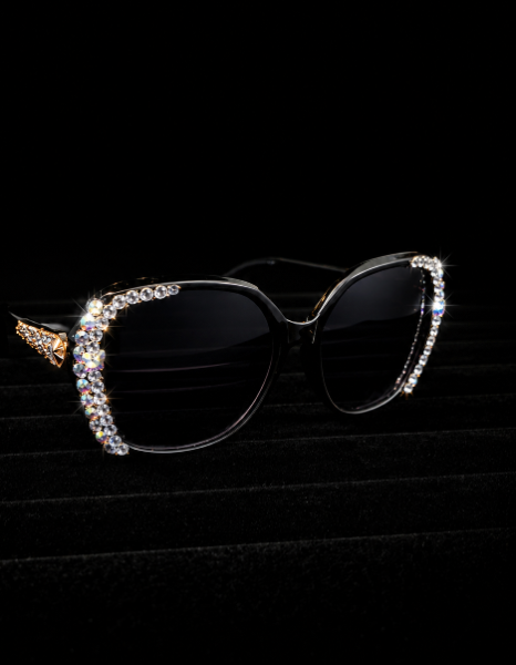 CRV Luxe Sunglasses 🖤✨
